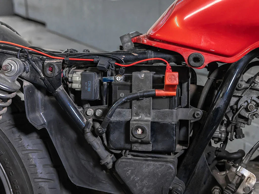 Quad Lock 360 Accessory - Waterproof 12V to USB Smart Adaptor